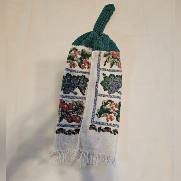 Hand Crafted handmade  green crochet top kitchen dish towels strawberry rustic - Picture 7 of 16